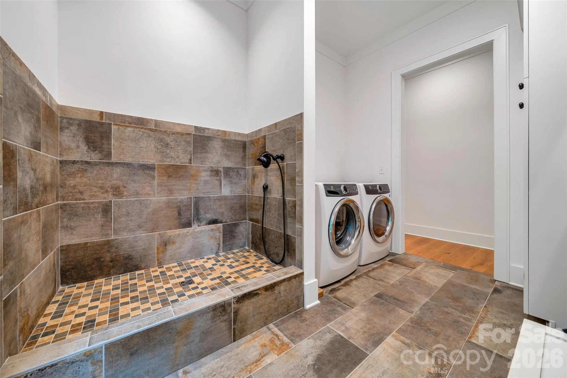 442 Autumn Sky Drive - Photo 32