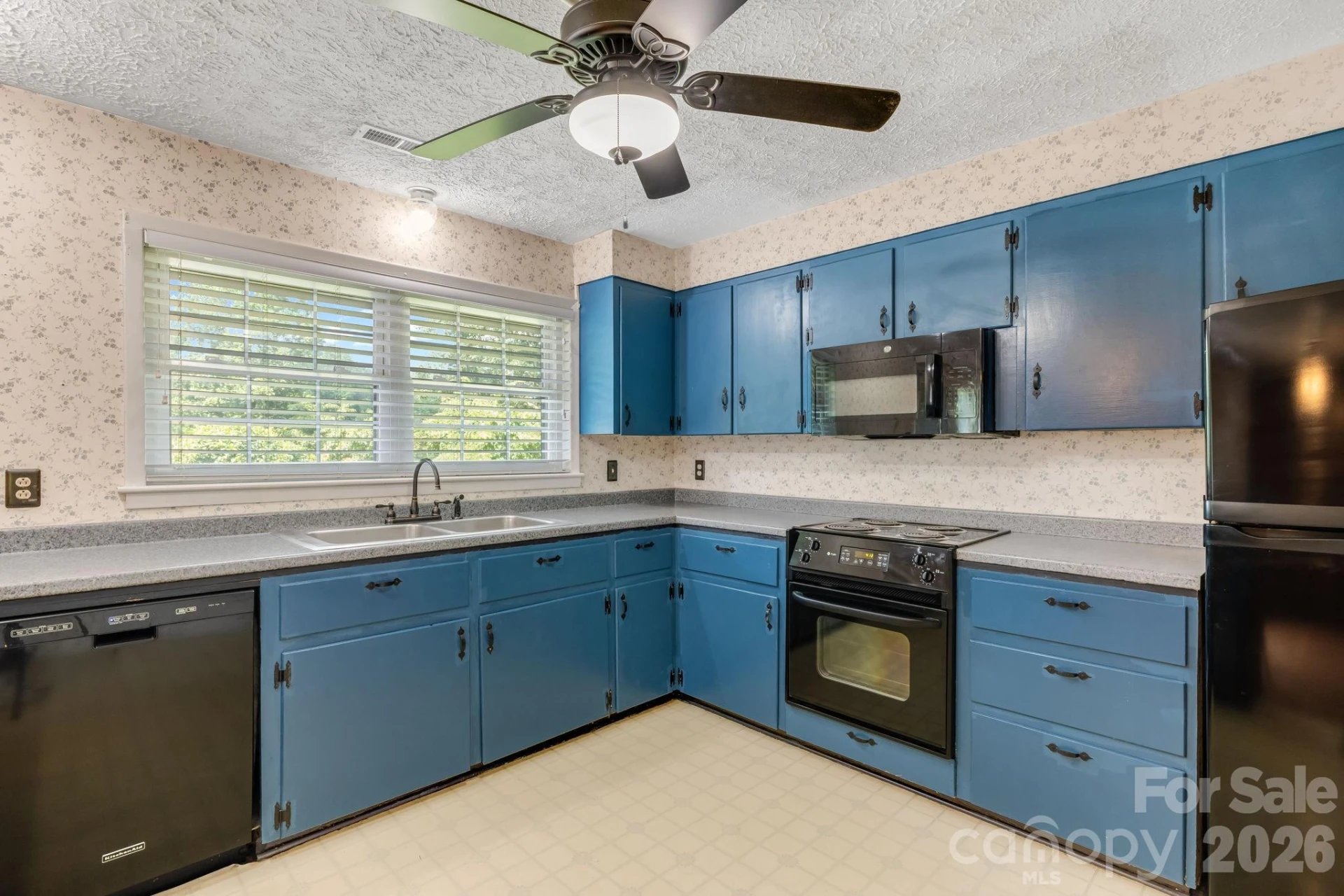 63 Baker Place - Photo 17