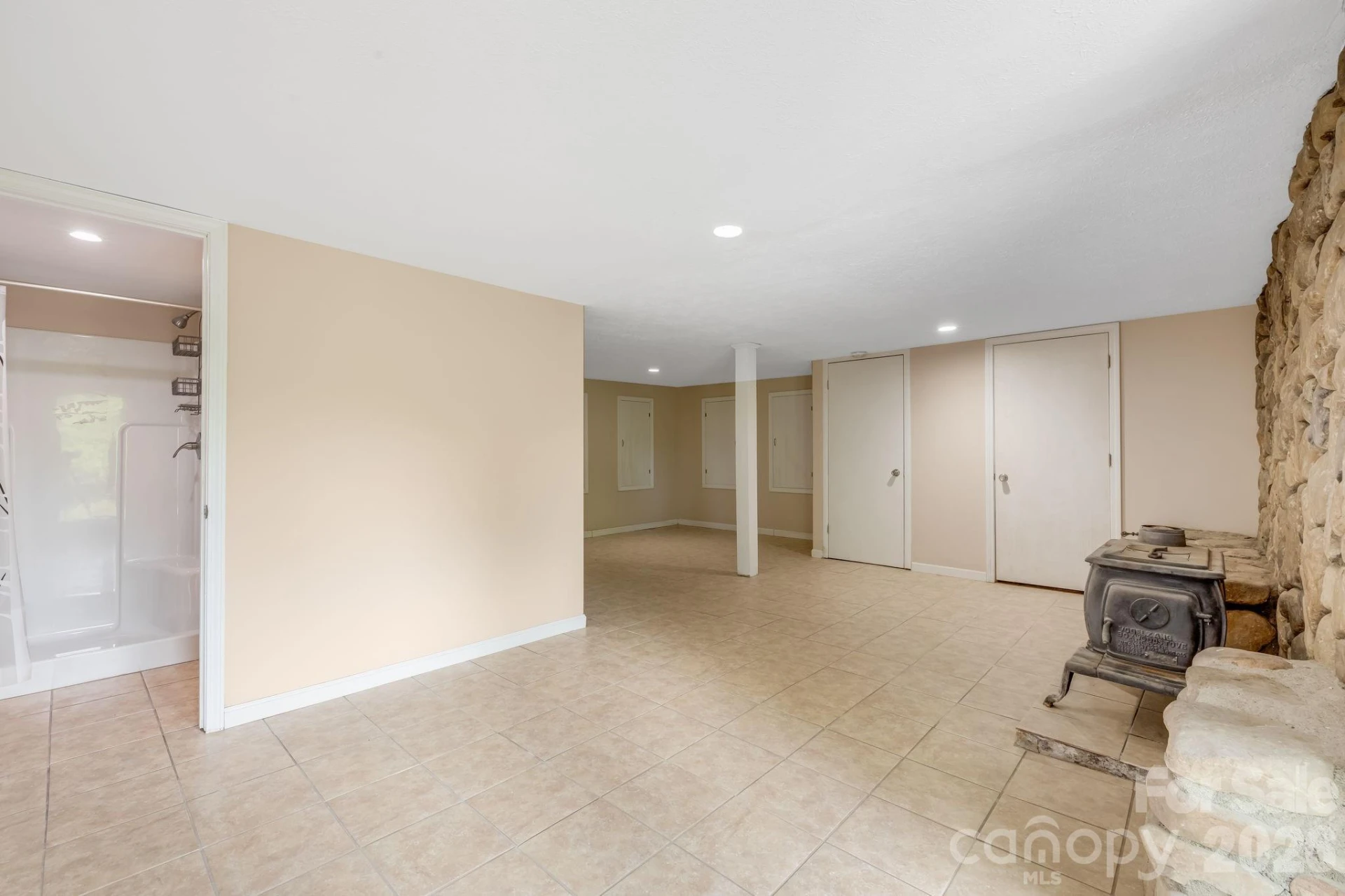 63 Baker Place - Photo 33