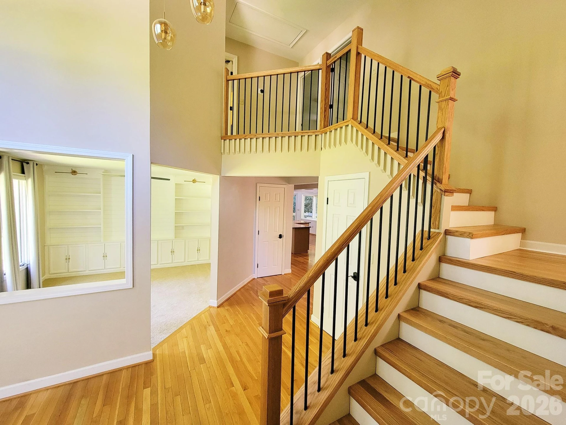 305 E Sondley Drive - Photo 12