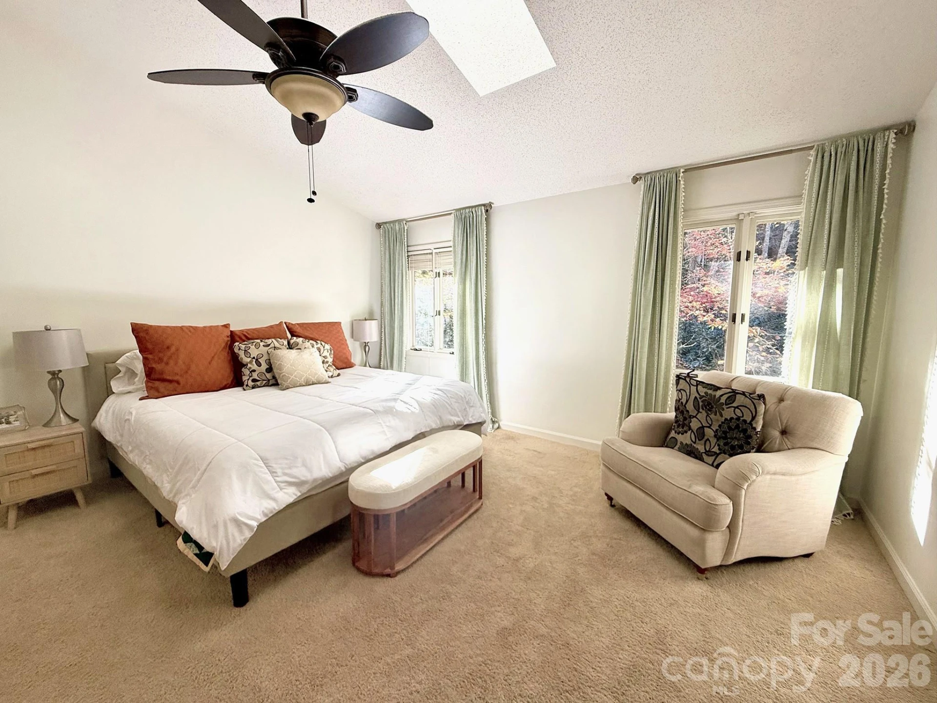 305 E Sondley Drive - Photo 13