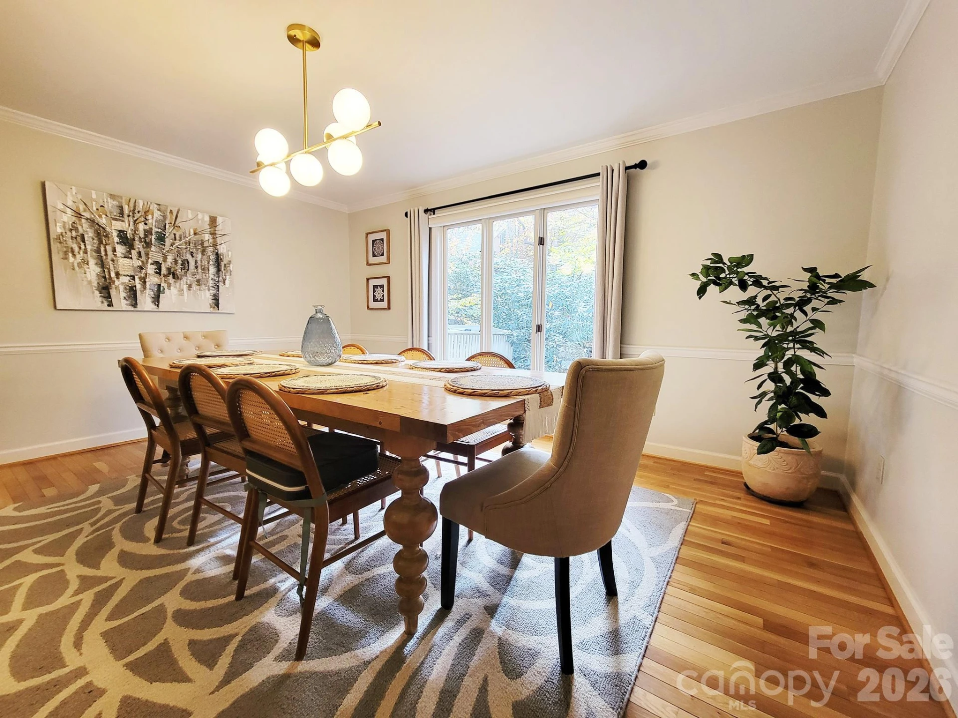 305 E Sondley Drive - Photo 10