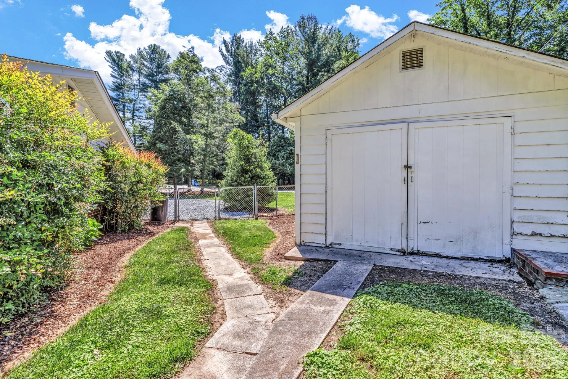 907 W Blue Ridge Road - Photo 42