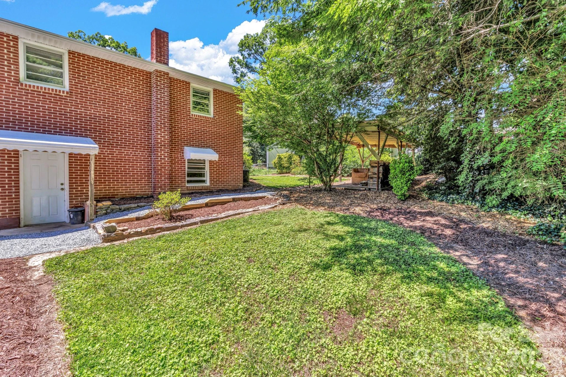 907 W Blue Ridge Road - Photo 43