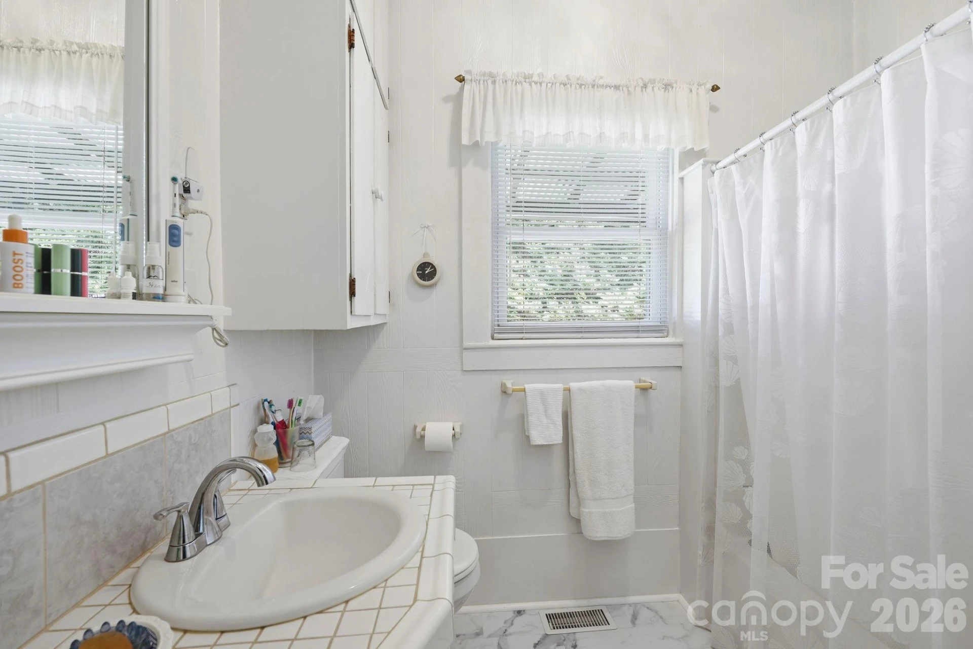 144 E Park Road - Photo 14
