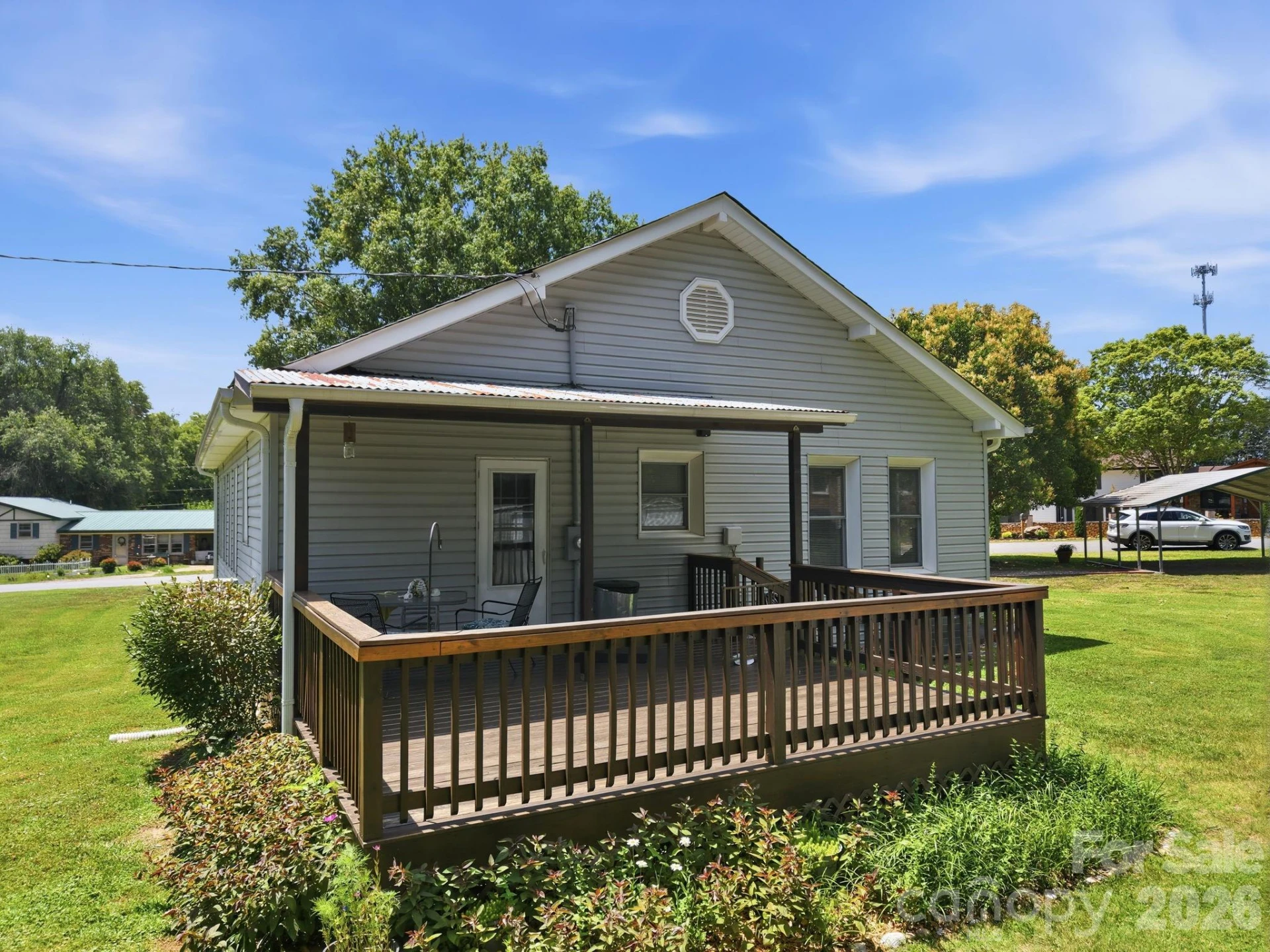 144 E Park Road - Photo 4