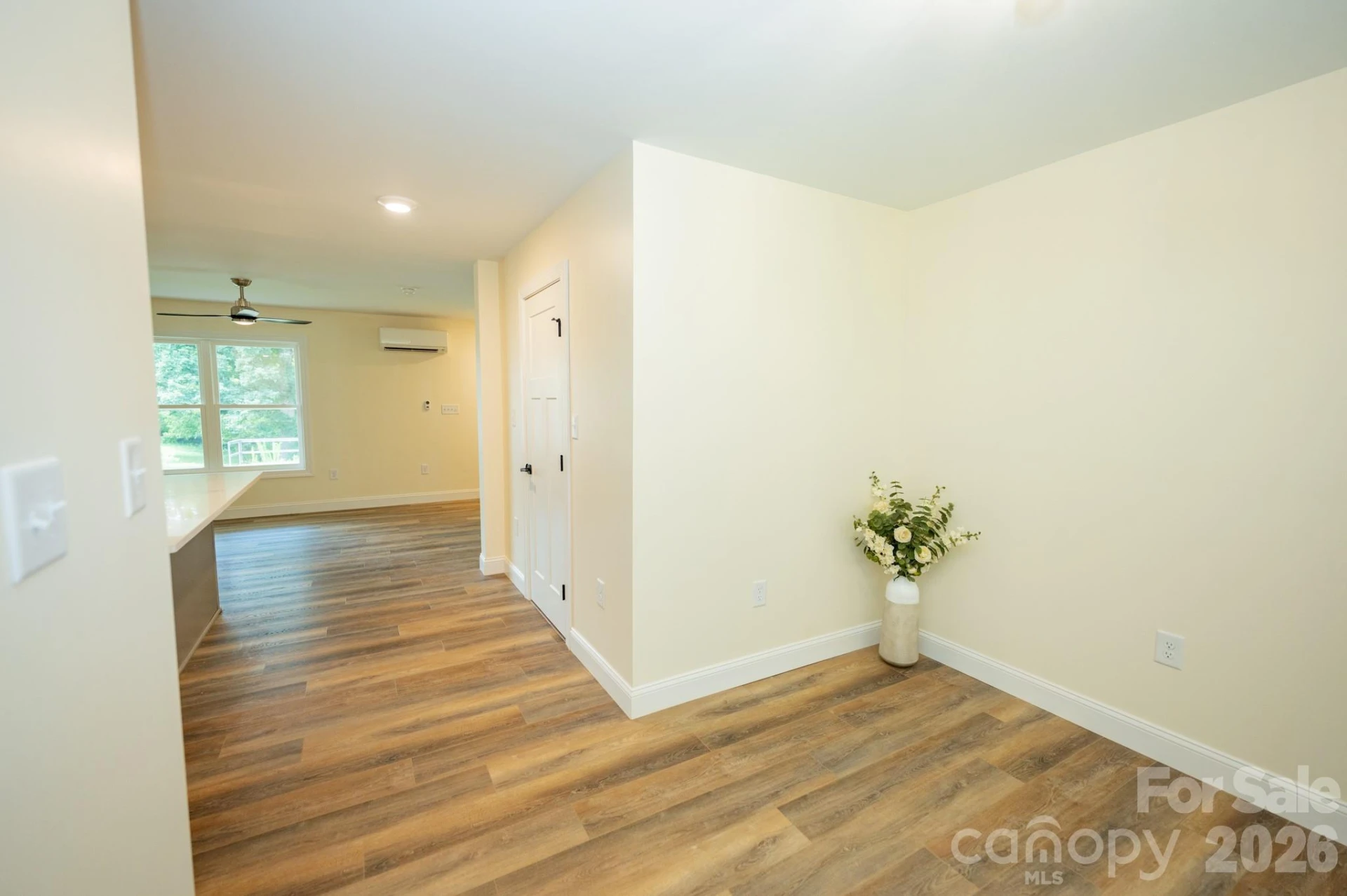 166 Illinois Street - Photo 13