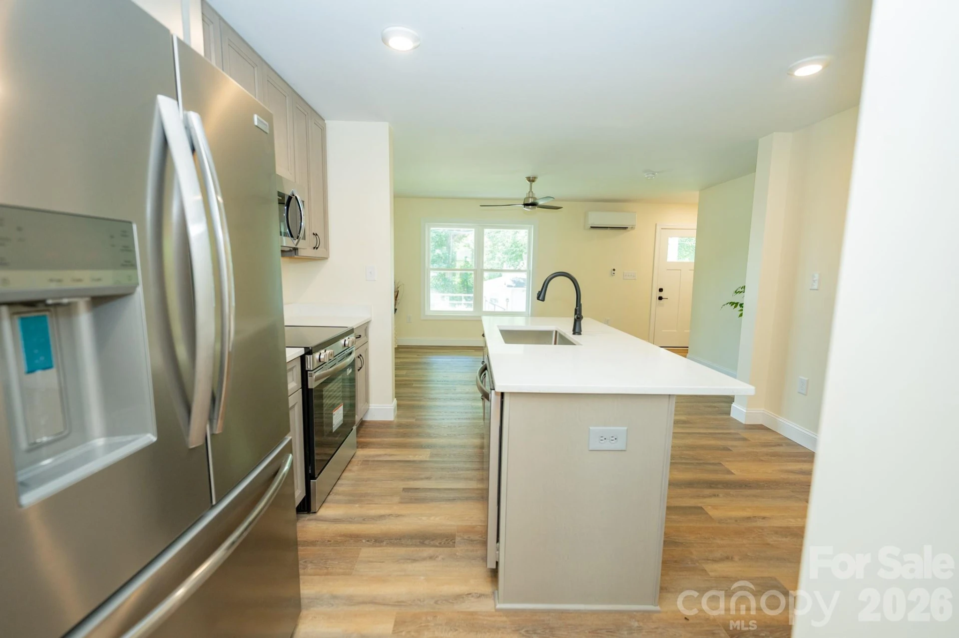 166 Illinois Street - Photo 8