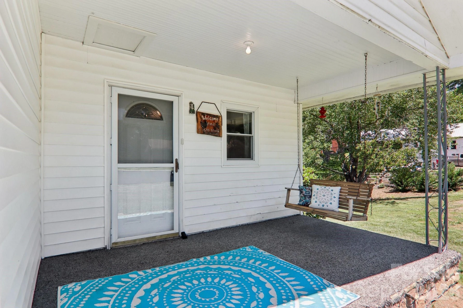 414 Skyline Drive - Photo 7