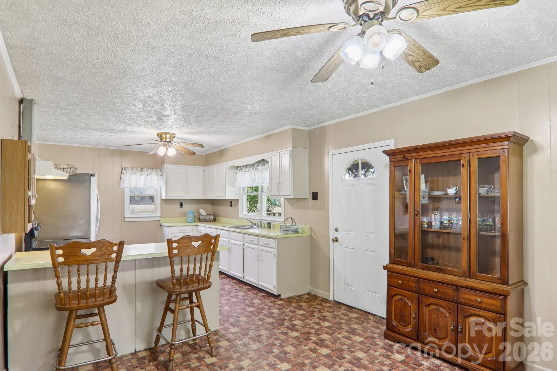 414 Skyline Drive - Photo 15