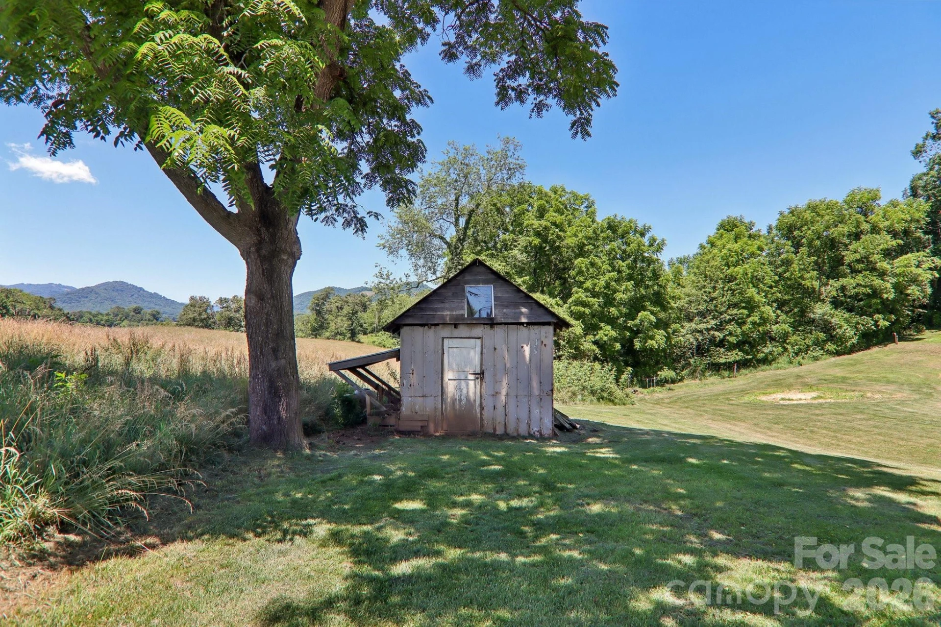 414 Skyline Drive - Photo 8