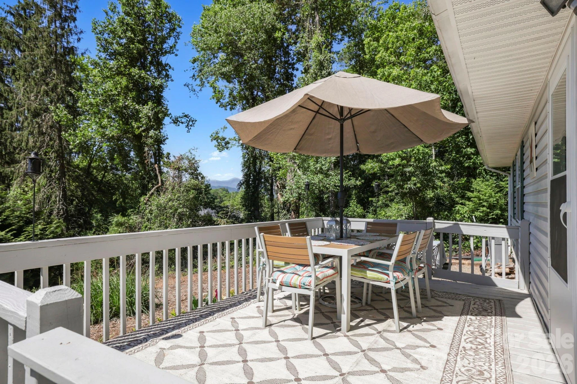658 Enka Lake Road - Photo 2