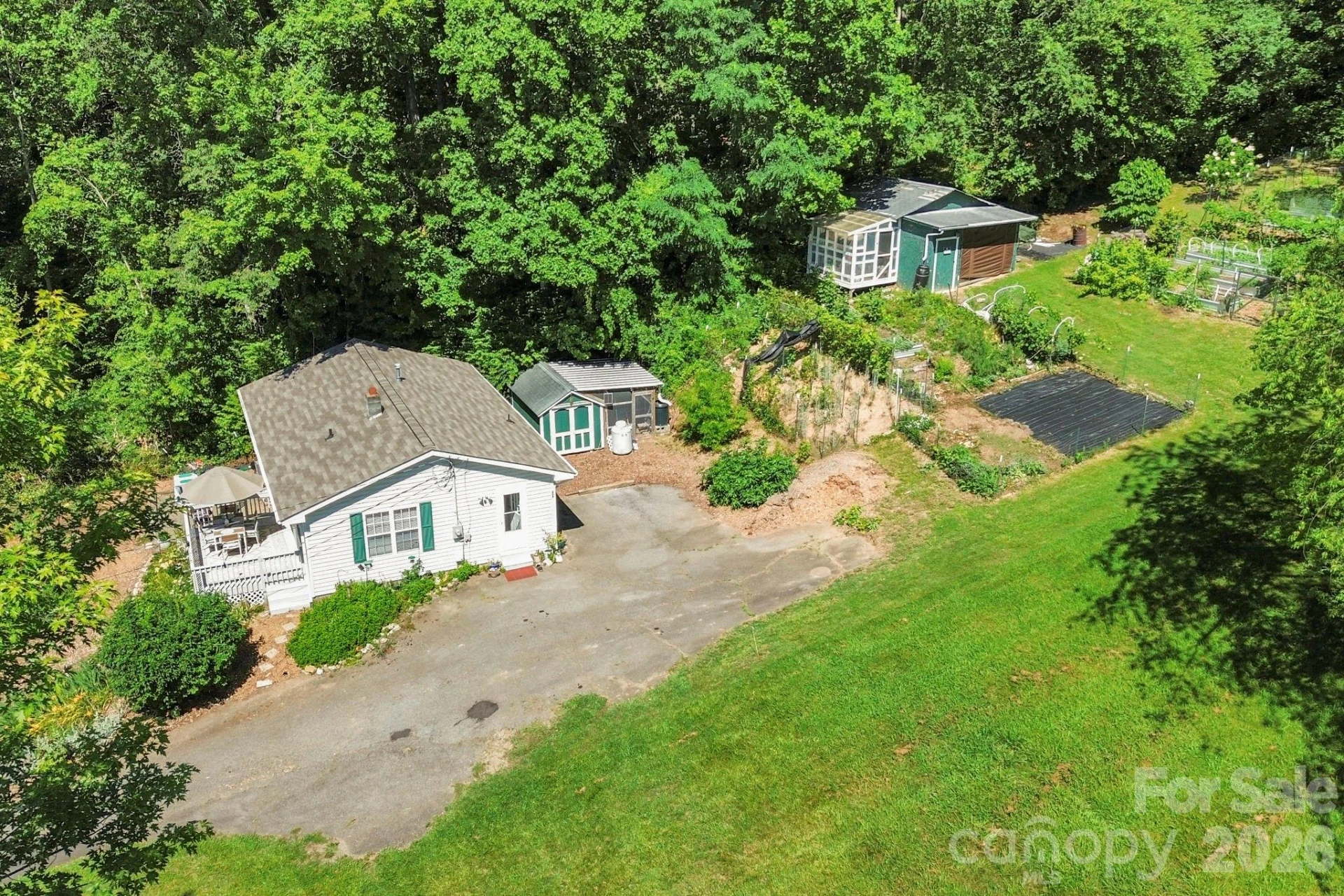 658 Enka Lake Road - Photo 36