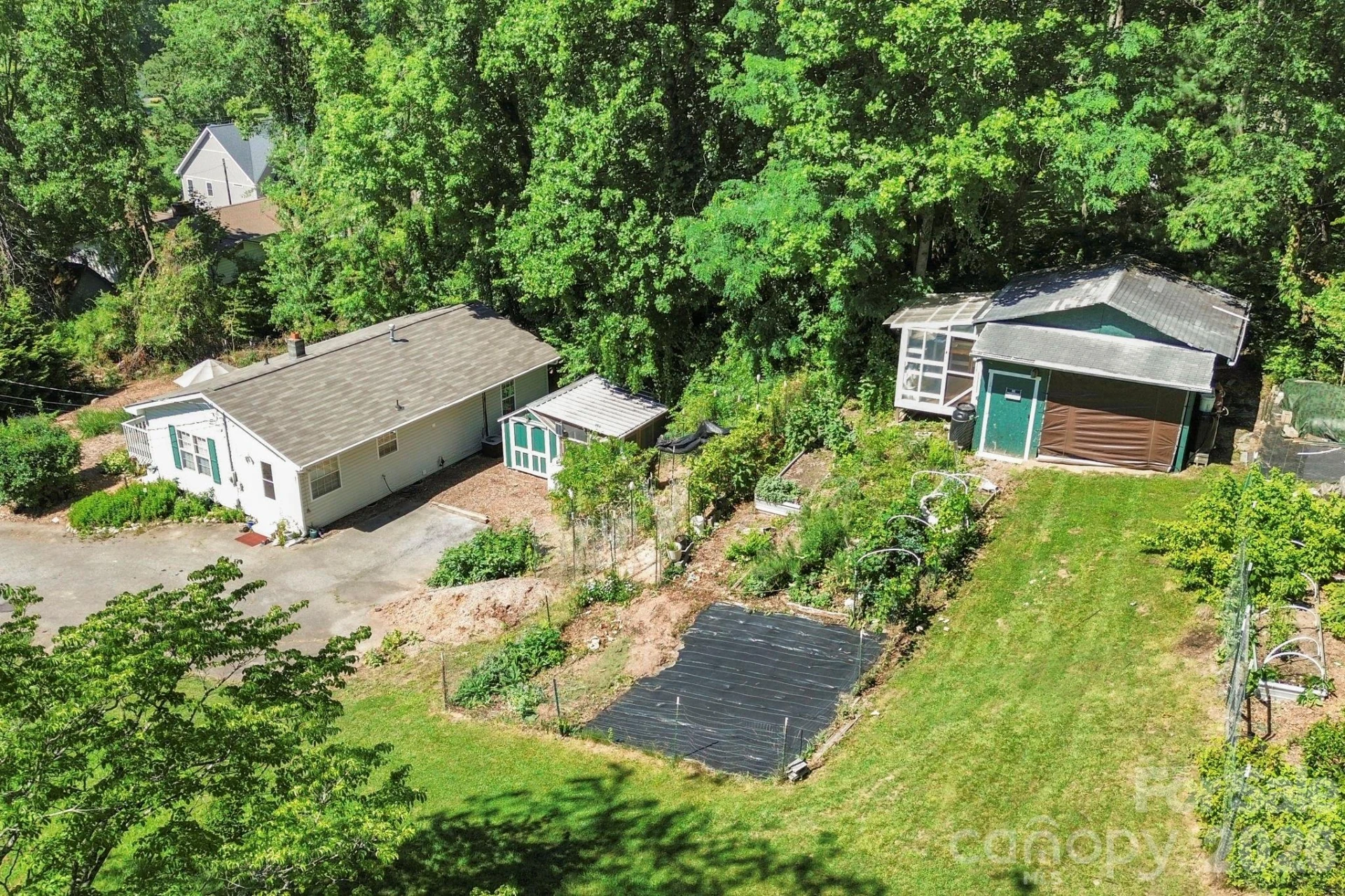 658 Enka Lake Road - Photo 37