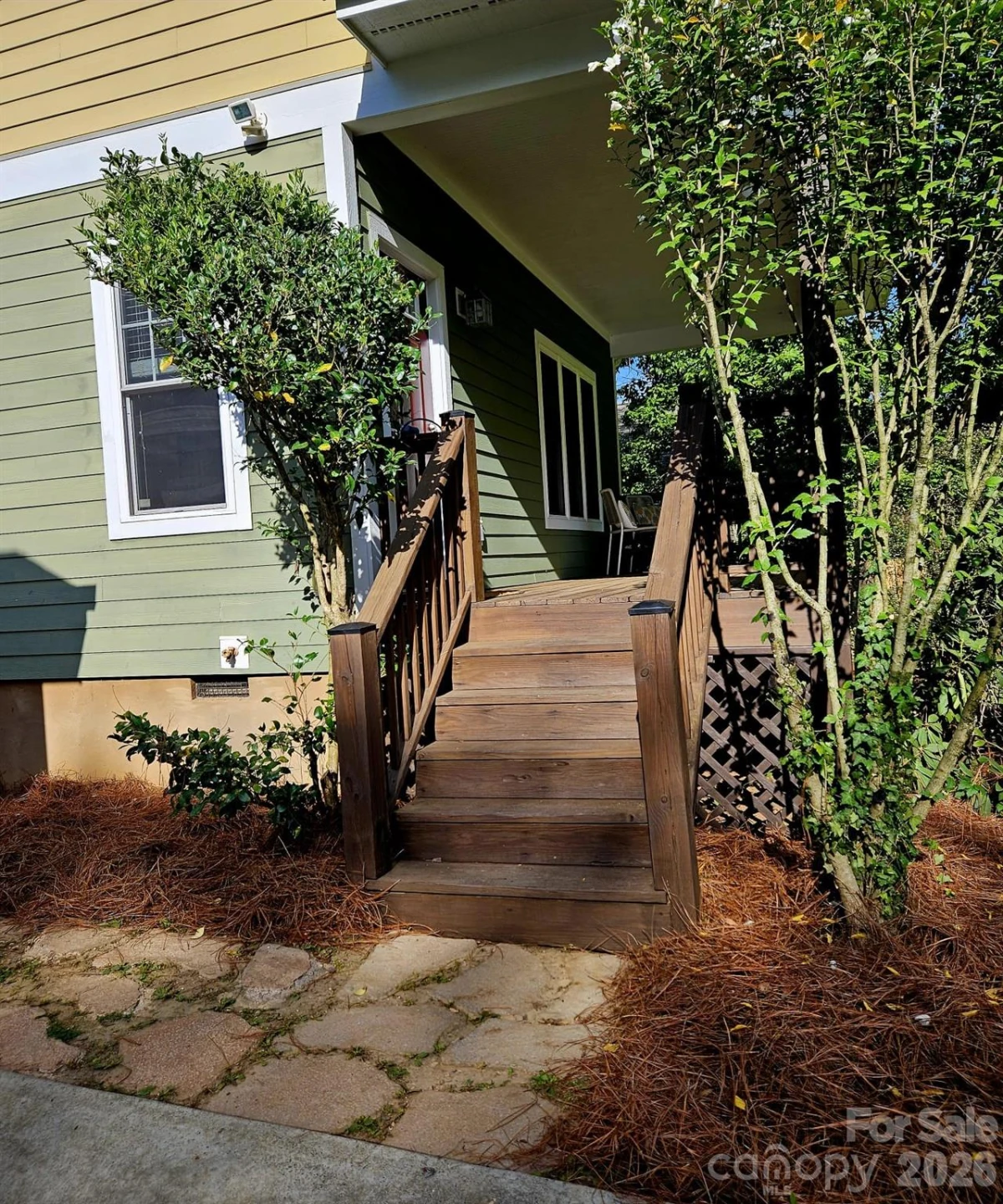 17 Lamar Avenue - Photo 2