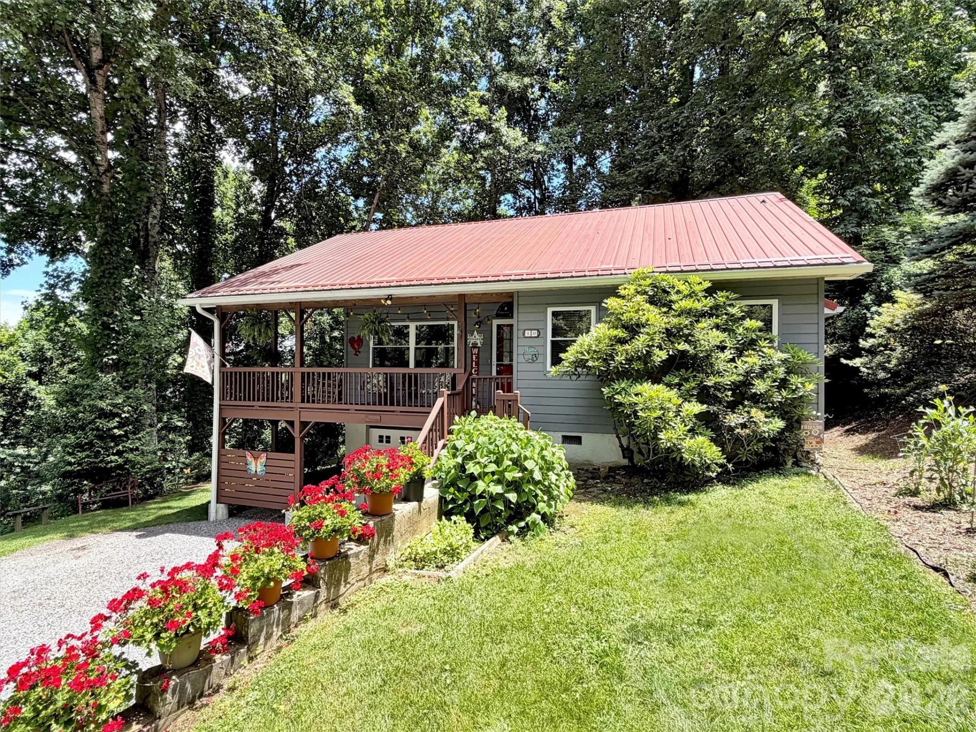 10 Bridle Drive - Photo 2