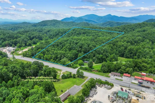 4415 Hwy 221 Highway N