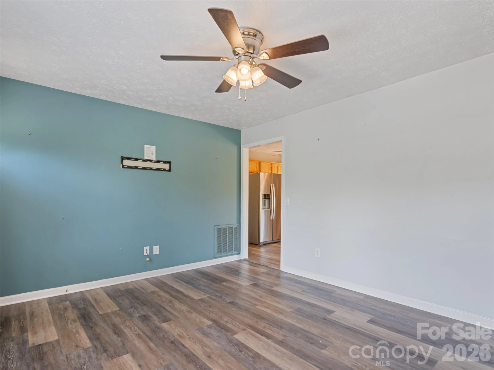 111 Keith Street - Photo 12