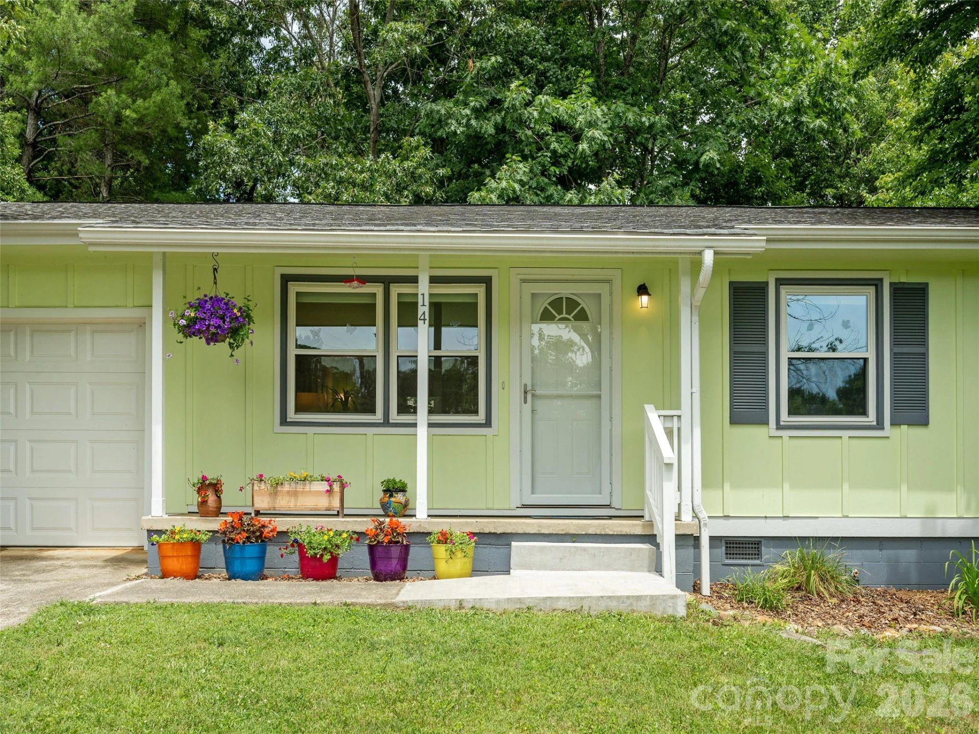 14 Fox Run Place - Photo 2