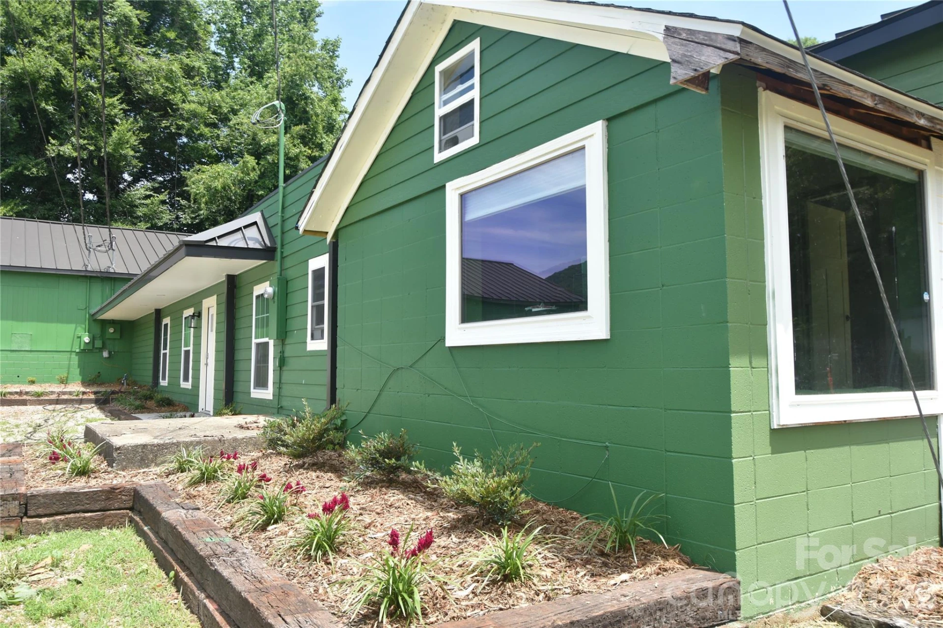 68 Circle Drive - Photo 3