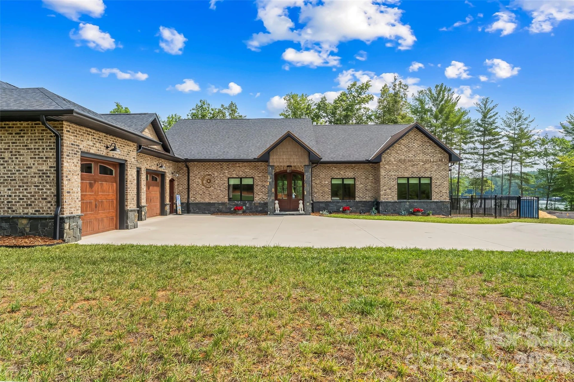 95 Linville View Drive - Photo 2