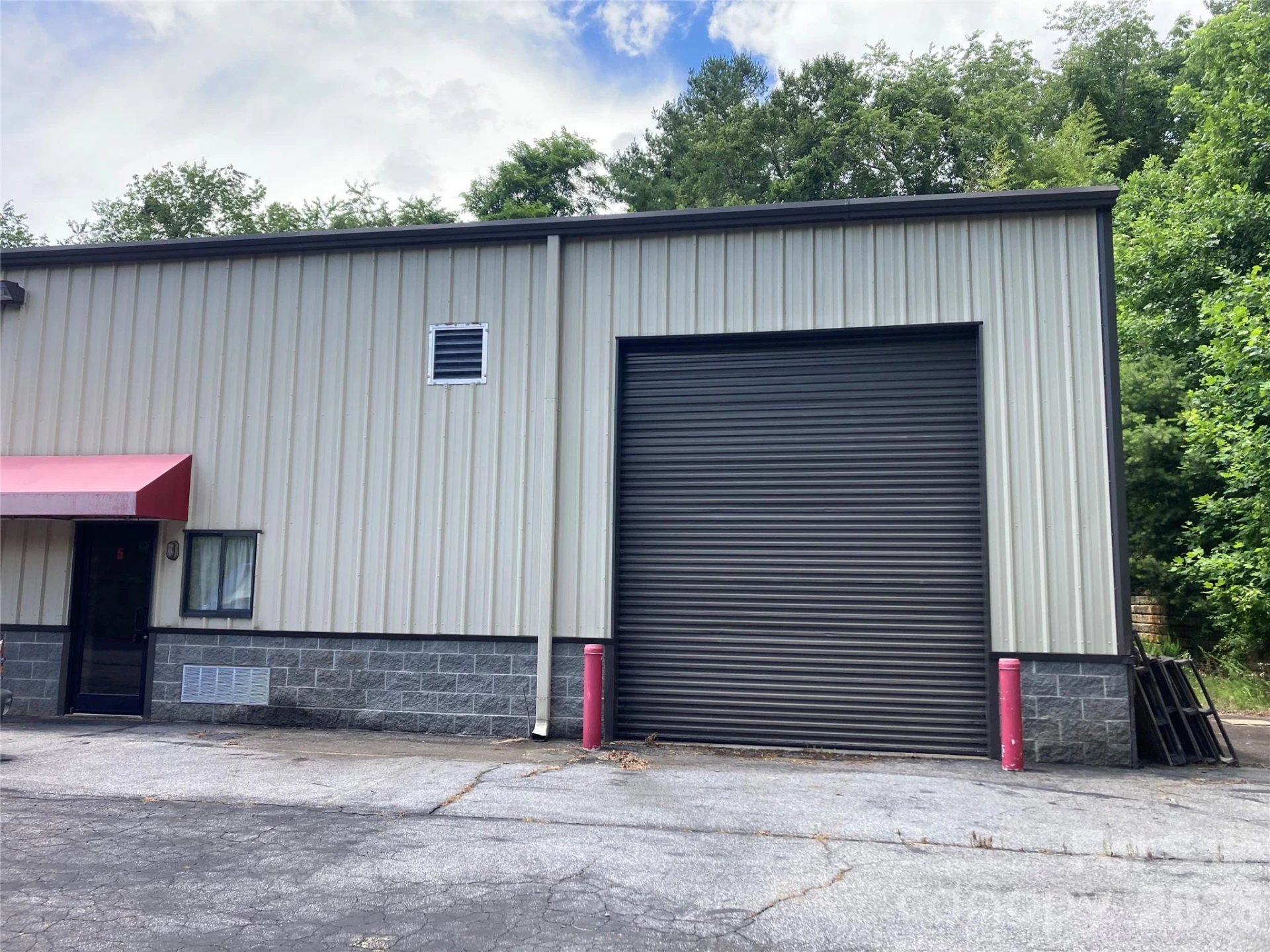 6424 Boylston Highway #5