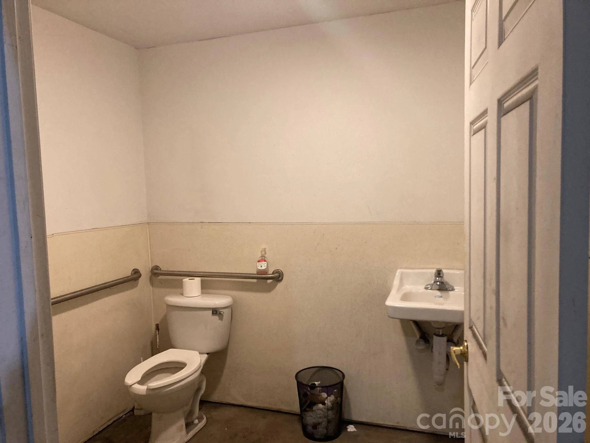 6424 Boylston Highway #5 - Photo 7
