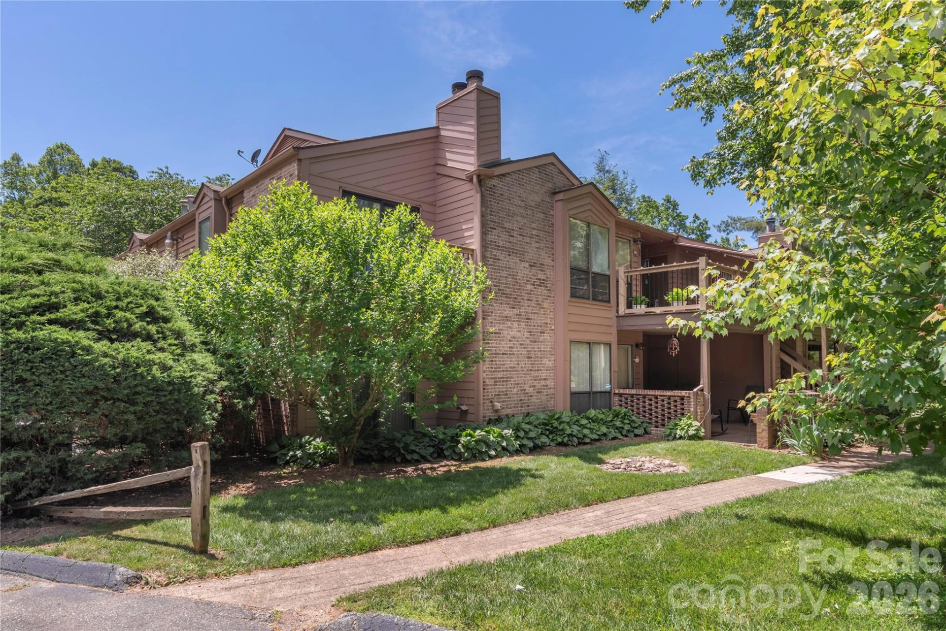 33 Ravencroft Lane #E33 - Photo 2