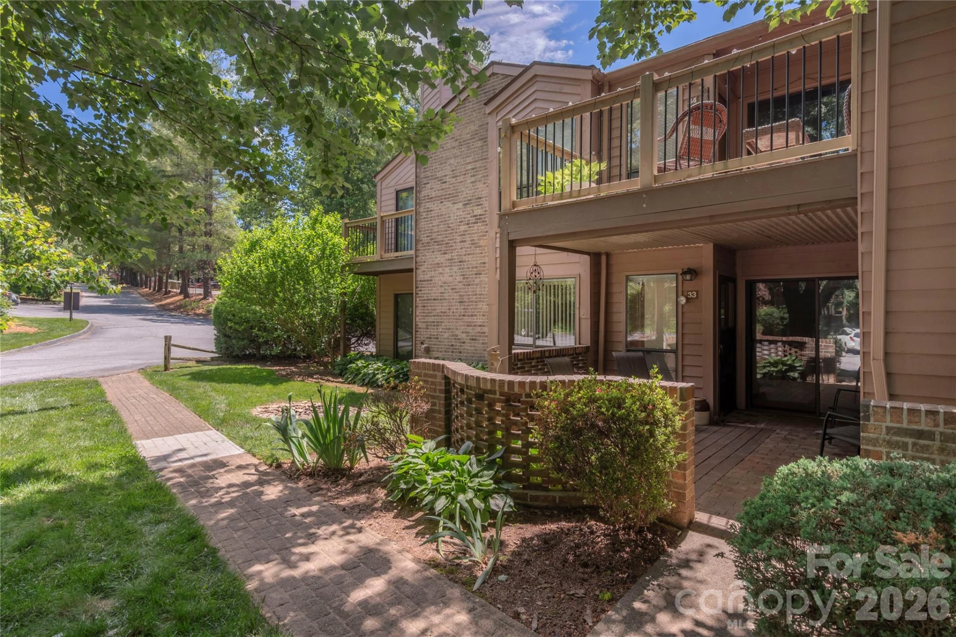 33 Ravencroft Lane #E33 - Photo 3