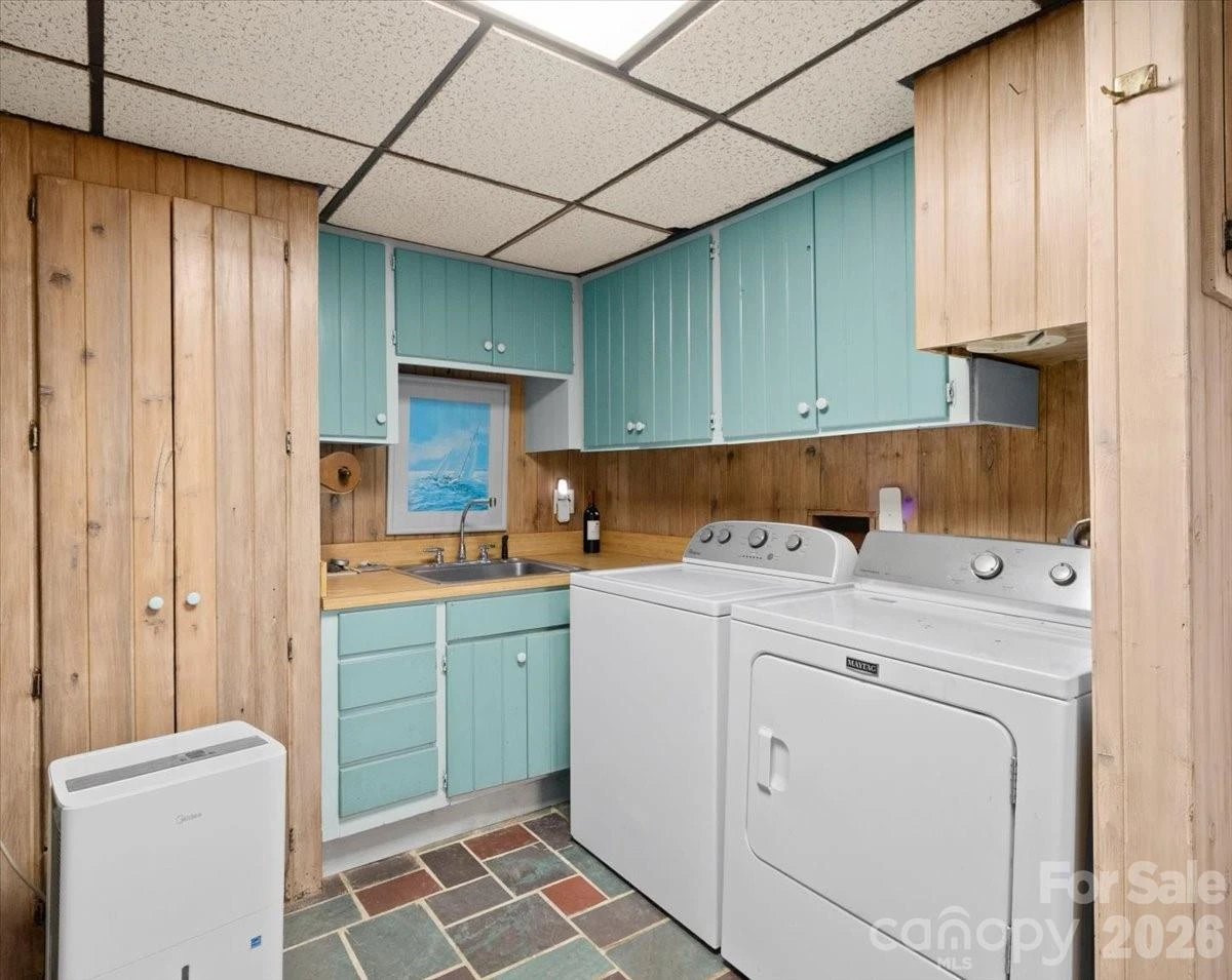 119 Fox Den Road - Photo 17