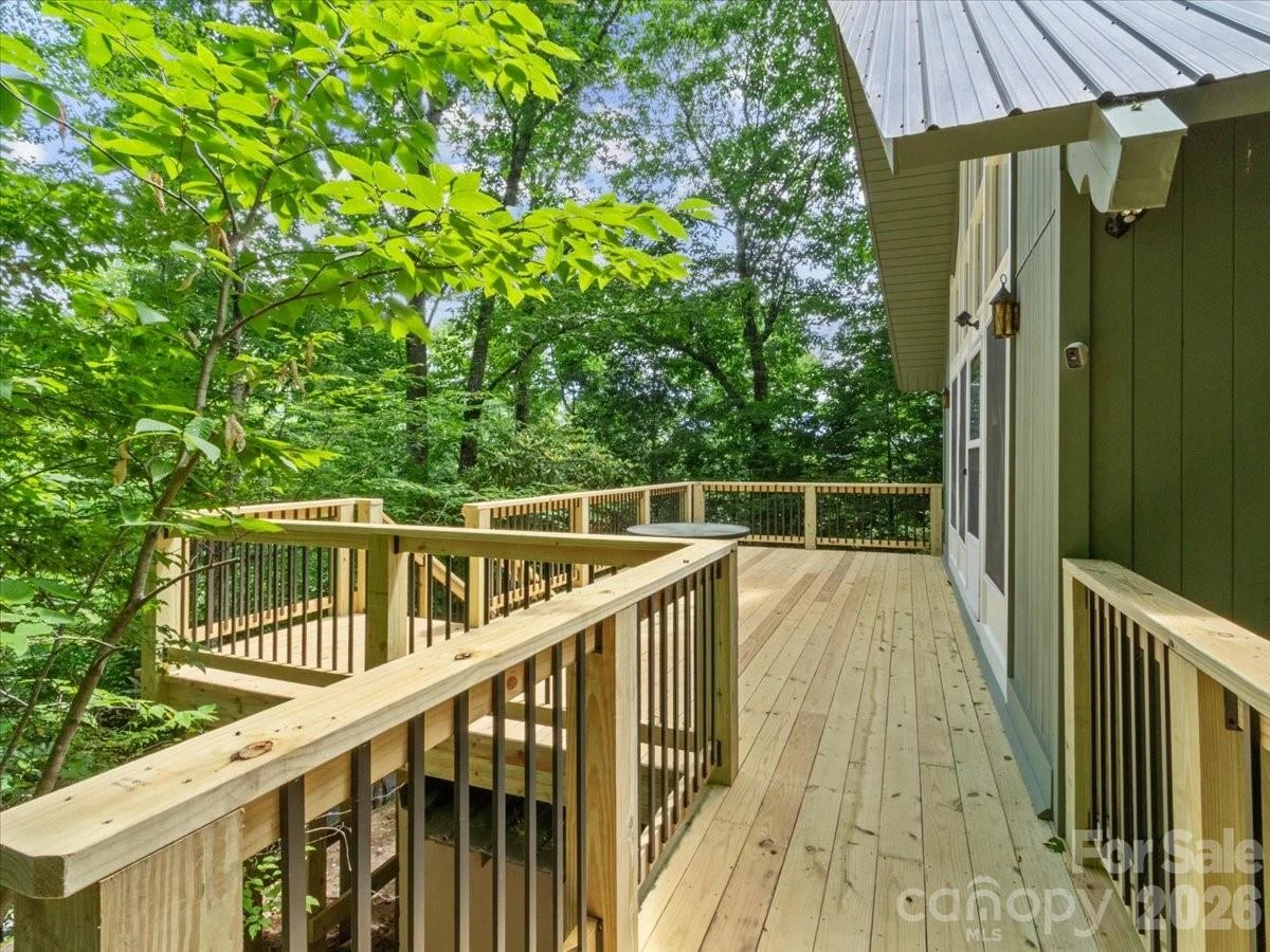 119 Fox Den Road - Photo 4