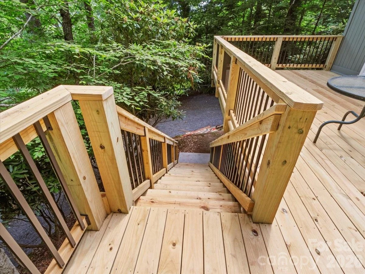 119 Fox Den Road - Photo 5