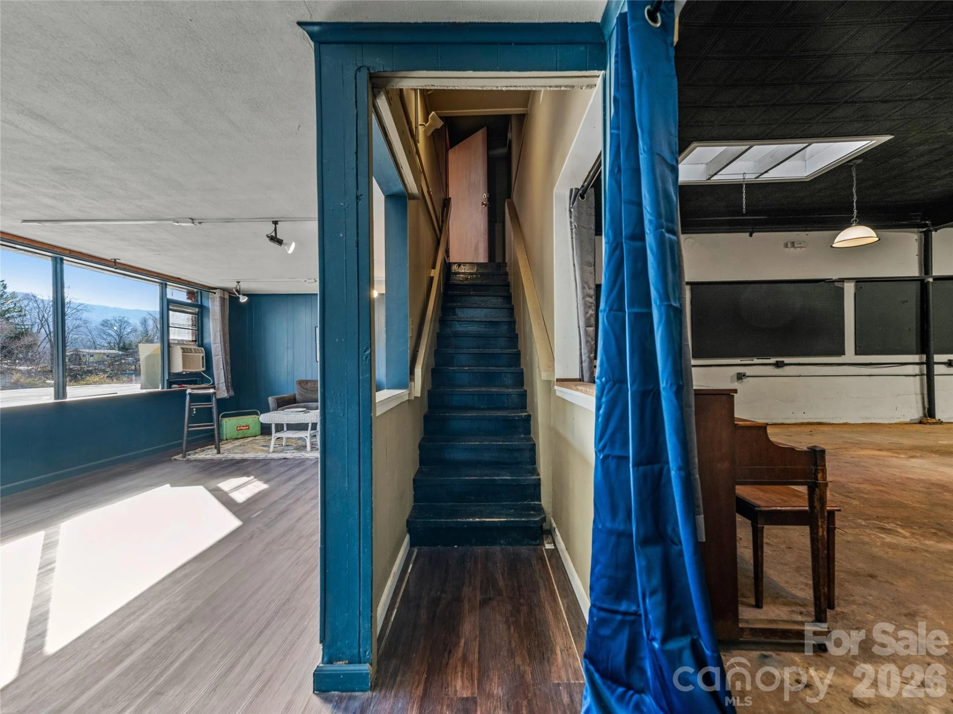 204 Sutton Avenue - Photo 10