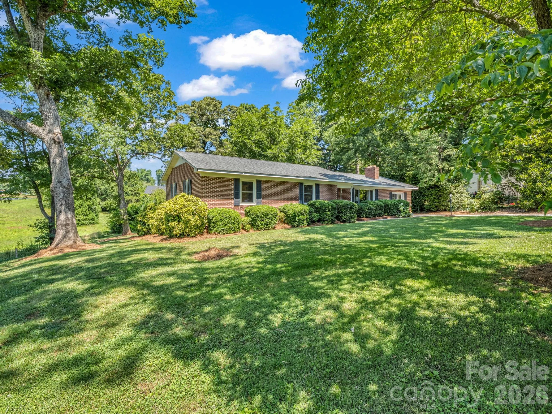 184 Edwards Street - Photo 3