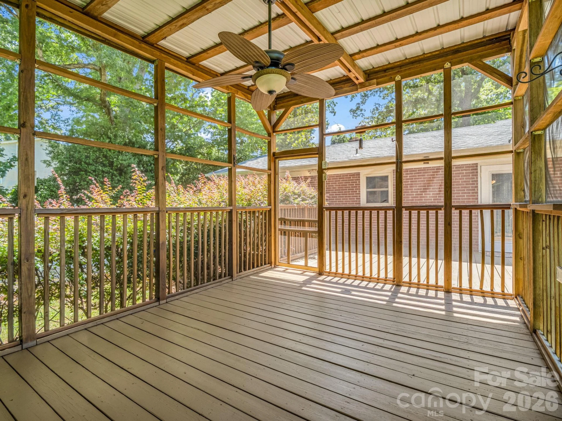 184 Edwards Street - Photo 32