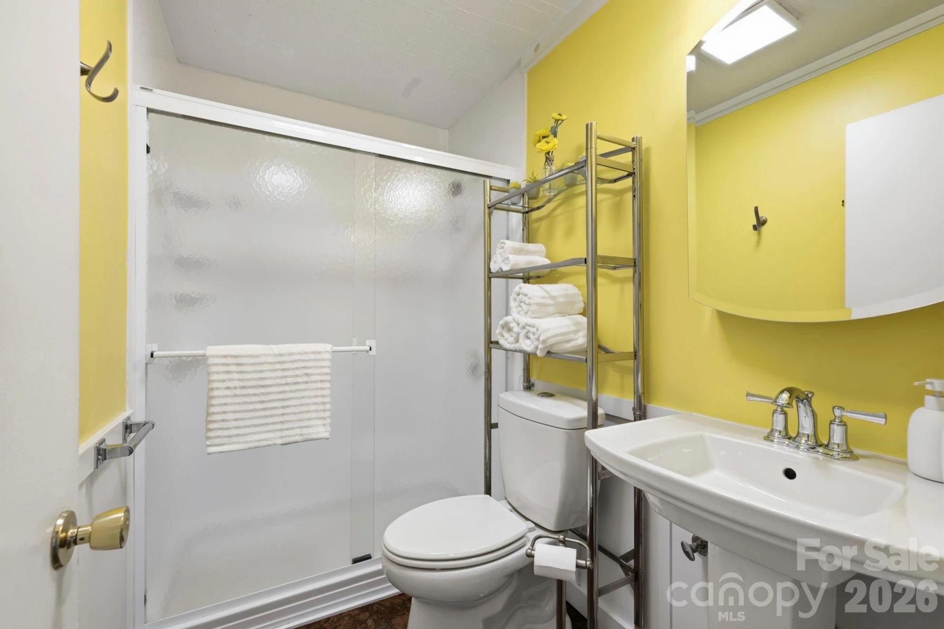 10 Eola Avenue - Photo 13