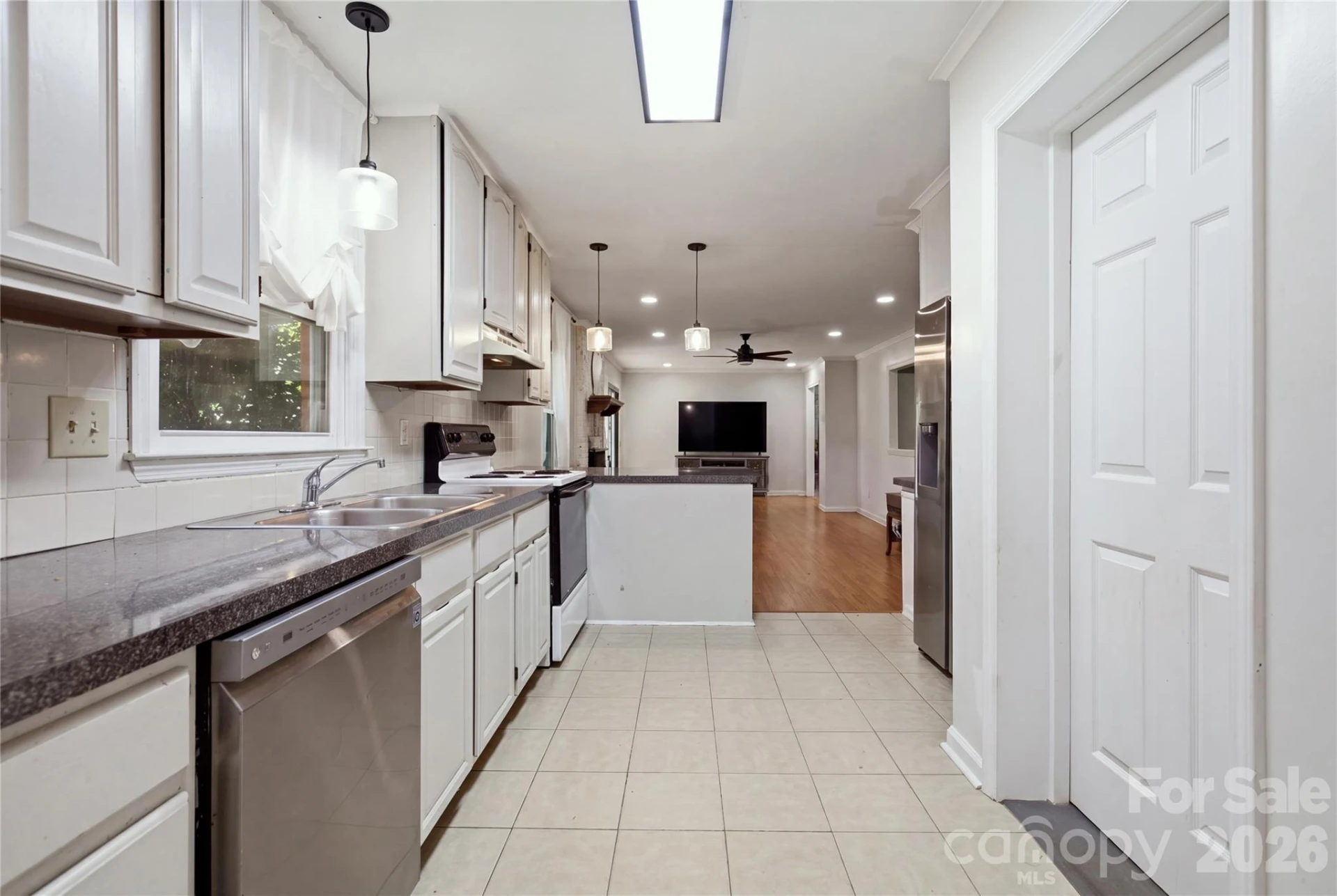 169 Greenbriar Drive - Photo 7