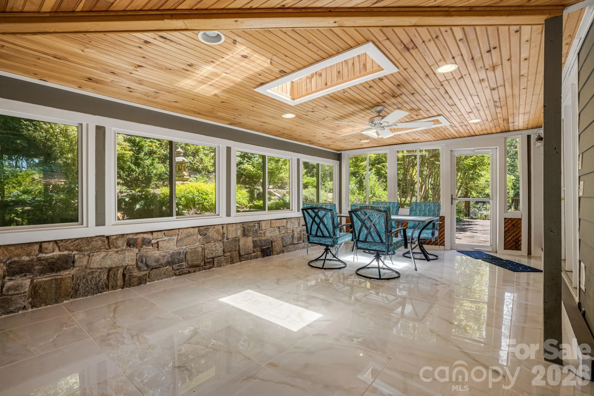78 Grovewood Road - Photo 10