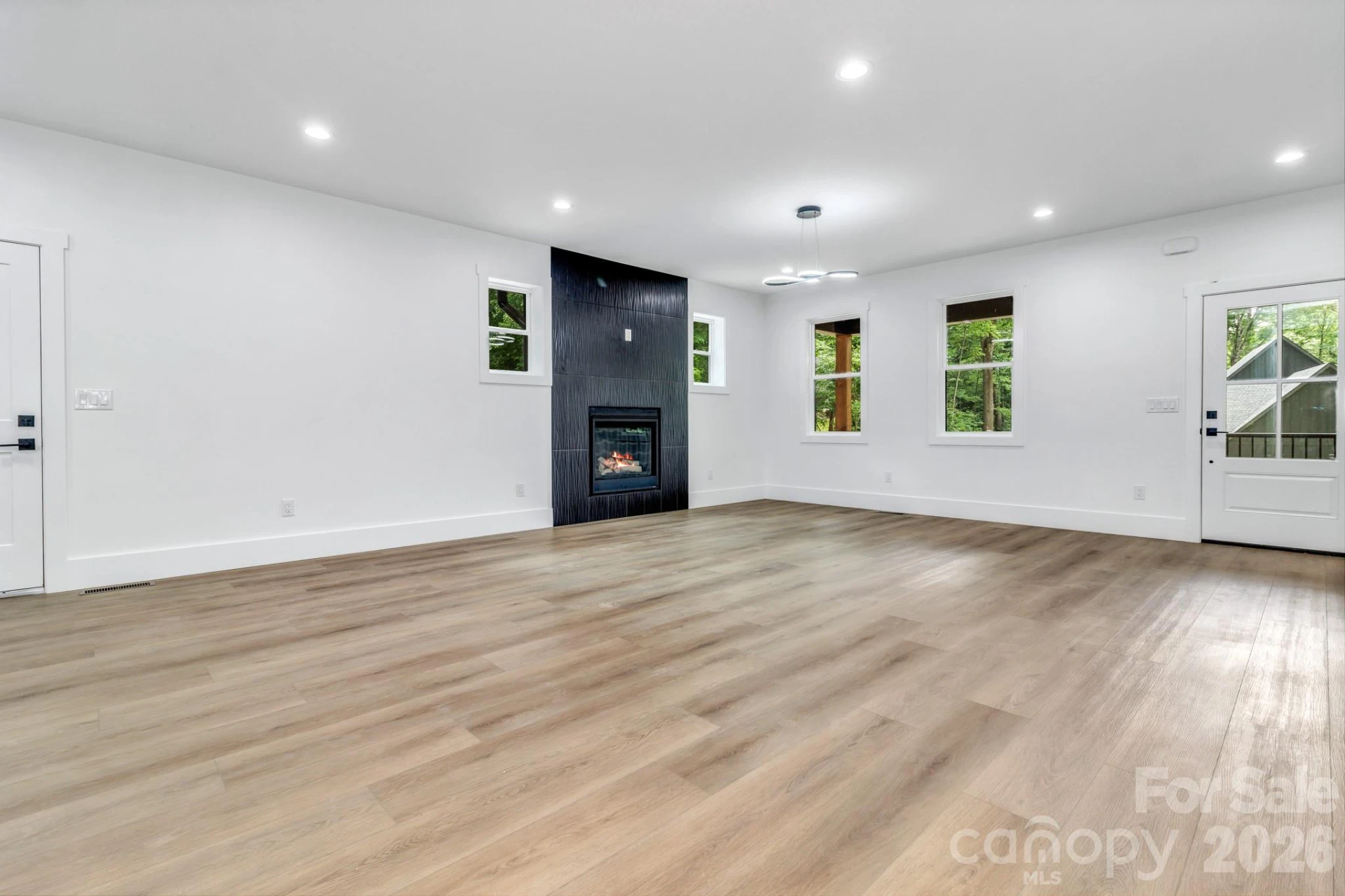 80 Goldenwood Lane - Photo 4