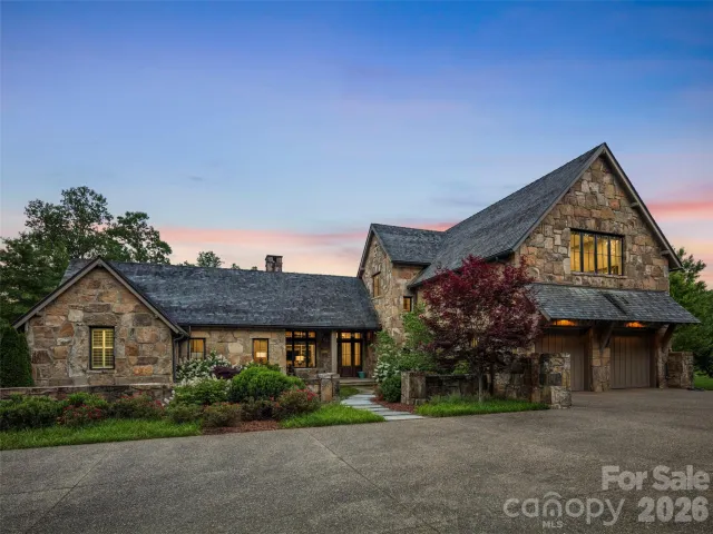 332 Walnut Valley Parkway, Arden, NC, 28704