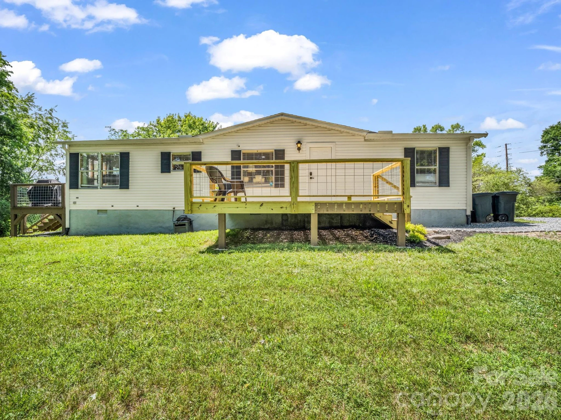 210 Banner Farm Road - Photo 2