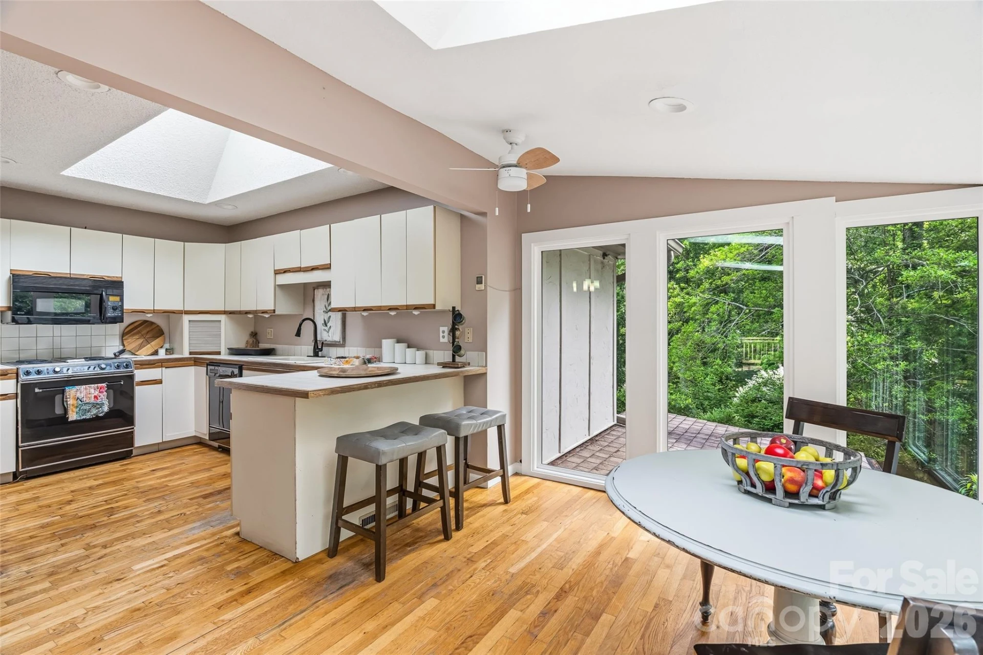 16 Canterbury Drive - Photo 10