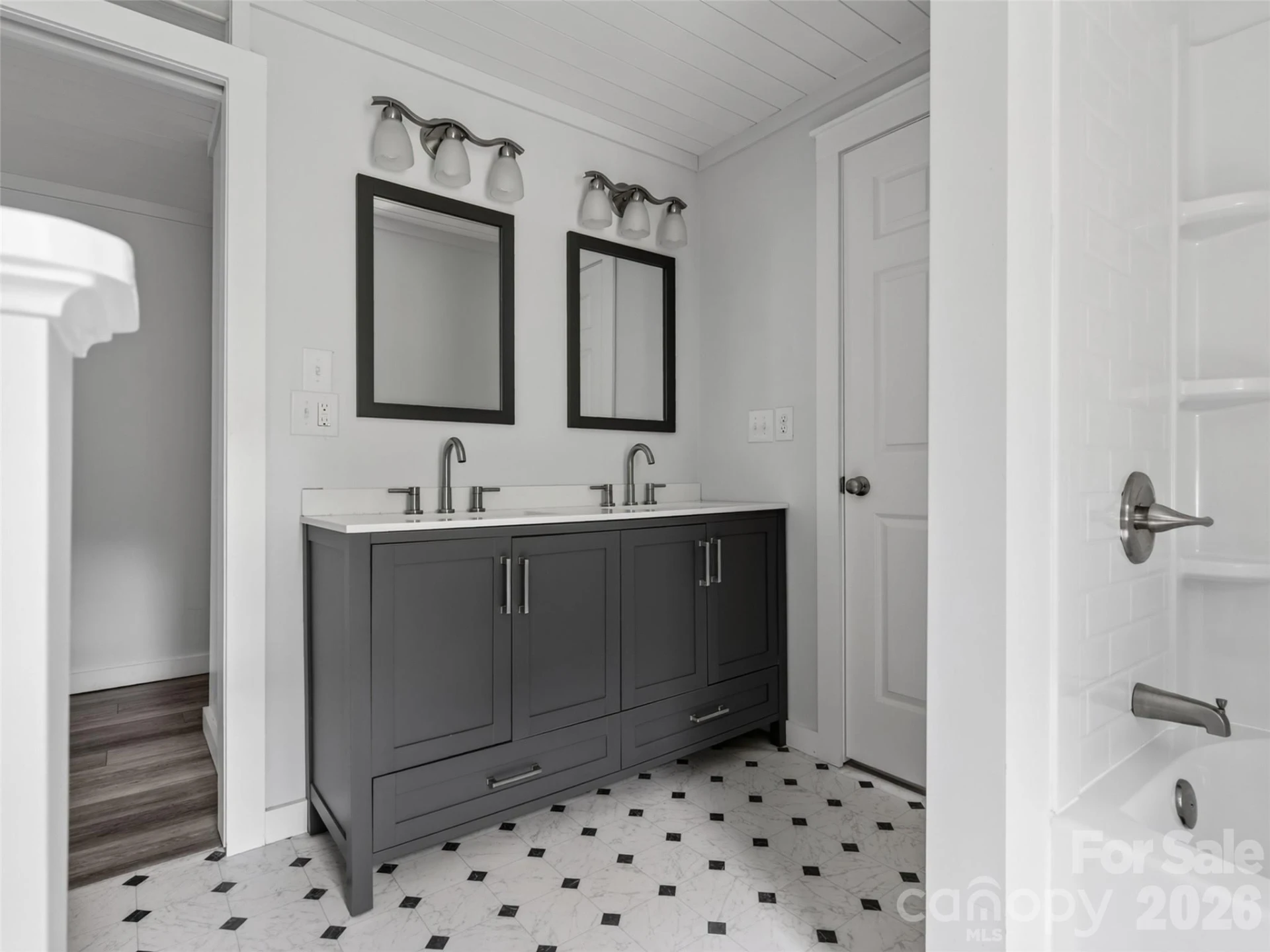 250 Oakdale Street - Photo 20