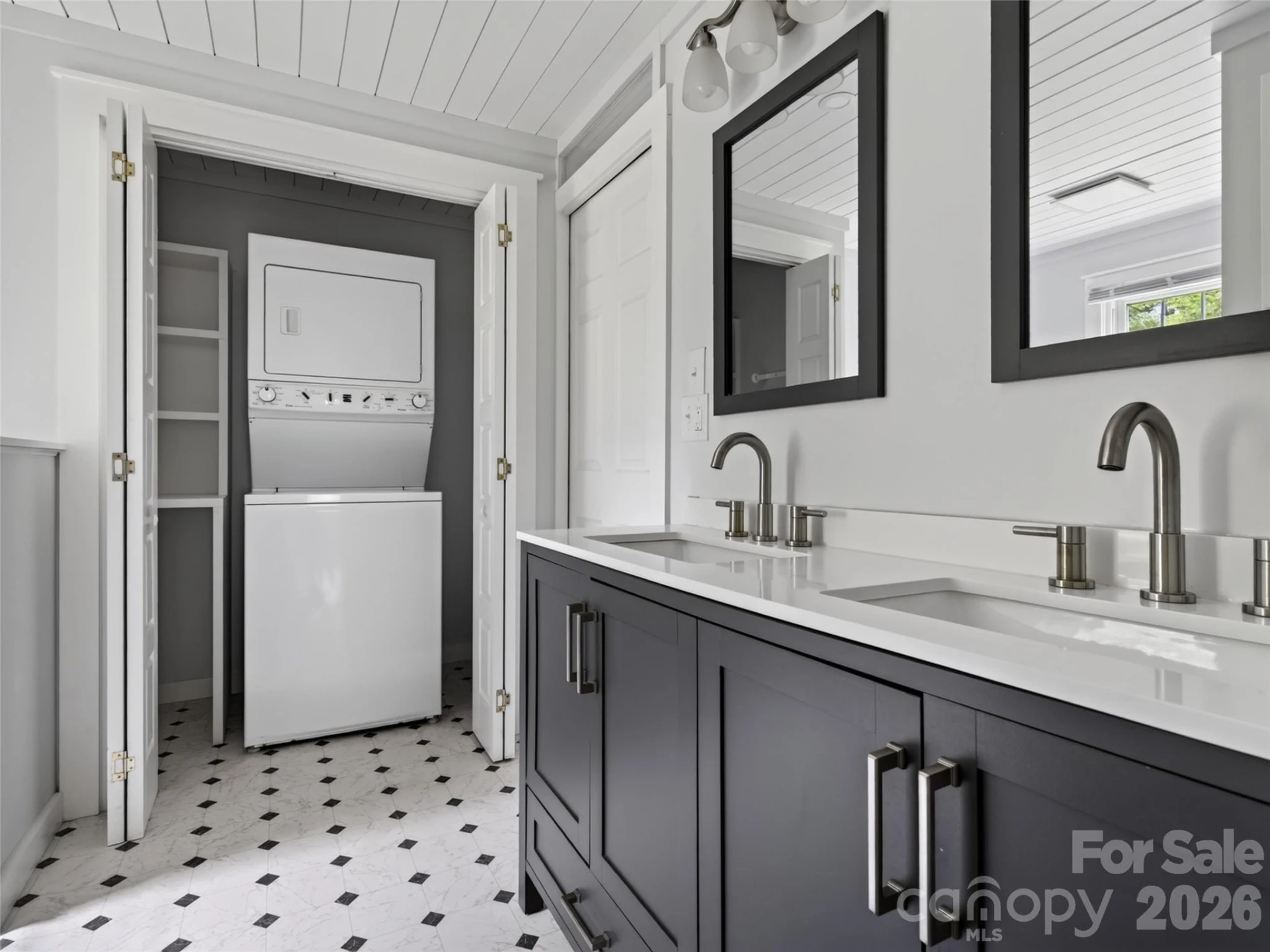 250 Oakdale Street - Photo 23