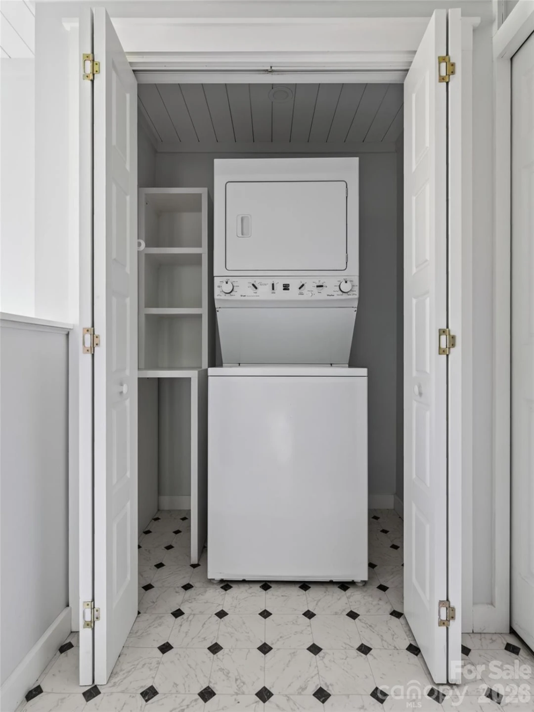 250 Oakdale Street - Photo 24