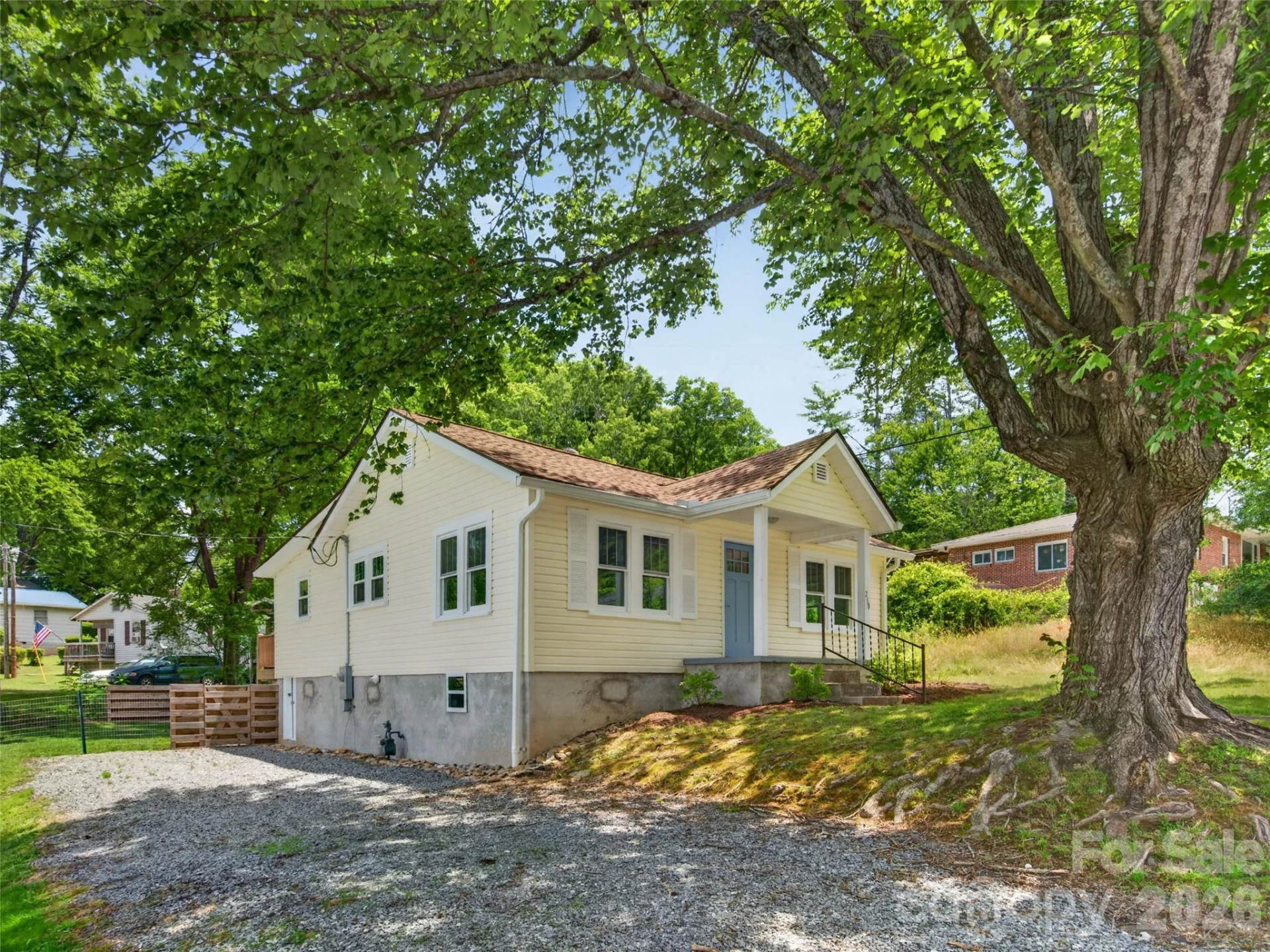 250 Oakdale Street - Photo 39