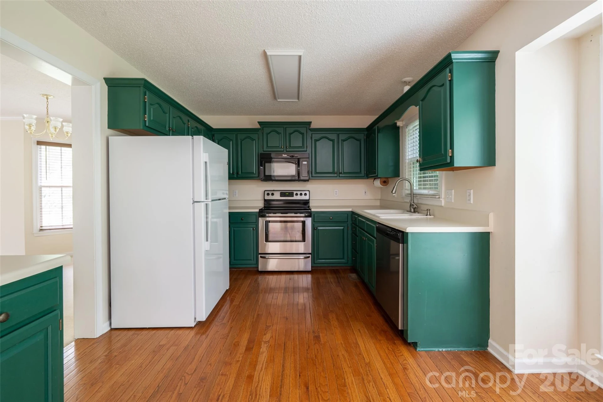 204 Windsor Forest Circle - Photo 13