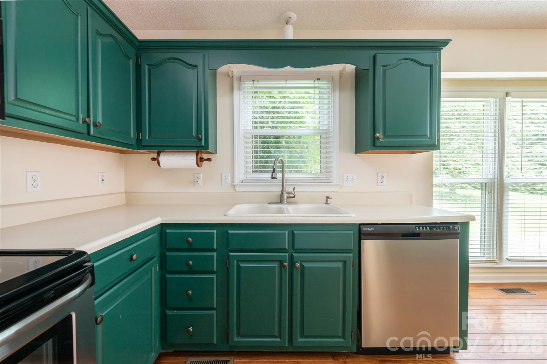 204 Windsor Forest Circle - Photo 15