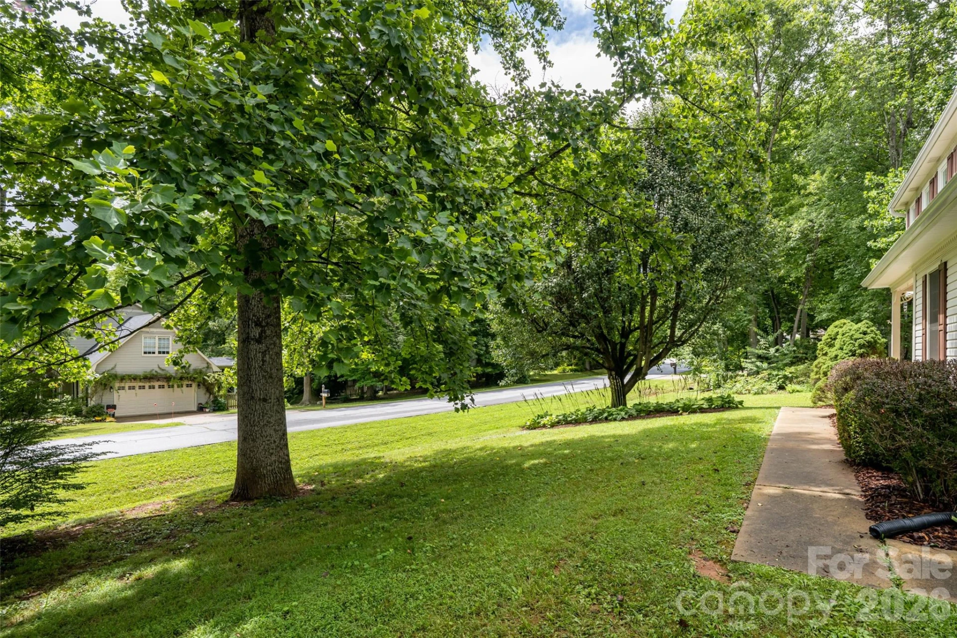 204 Windsor Forest Circle - Photo 4