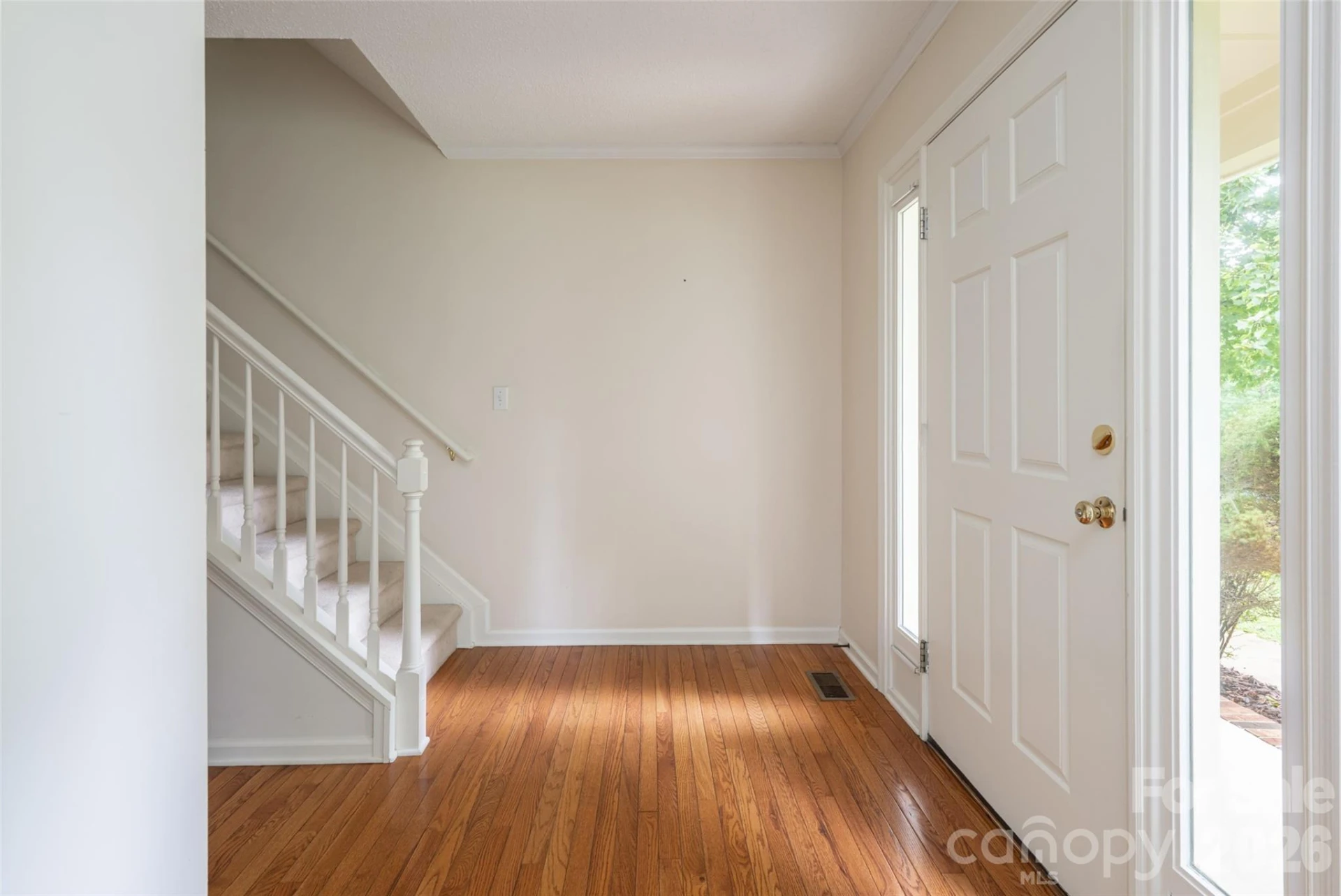 204 Windsor Forest Circle - Photo 6